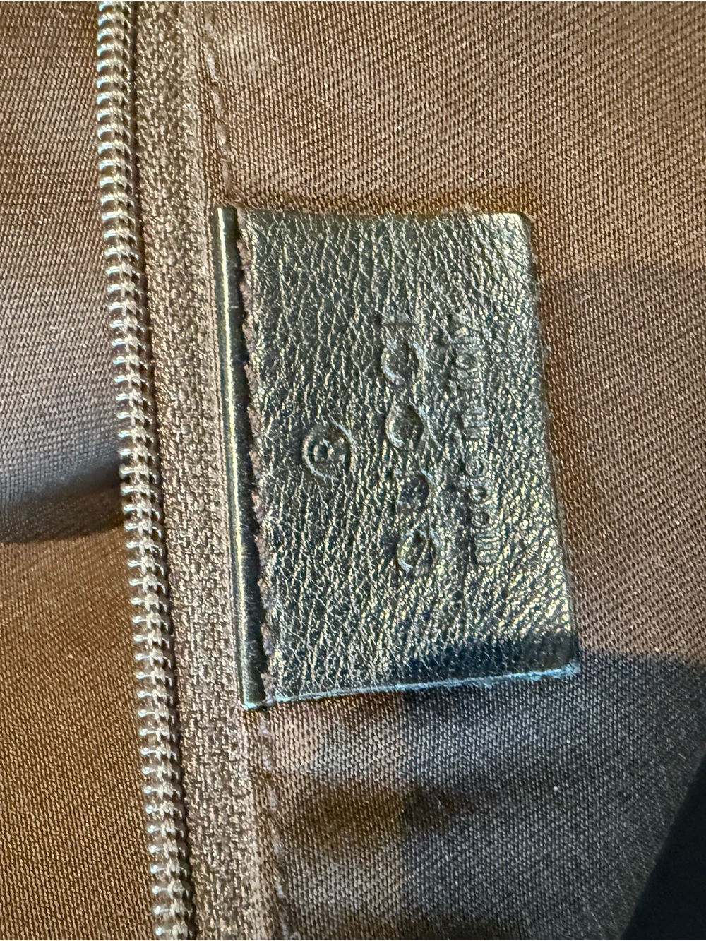 AUTHENTIC large Gucci Sukey Tote Bag - Picture 5 of 7